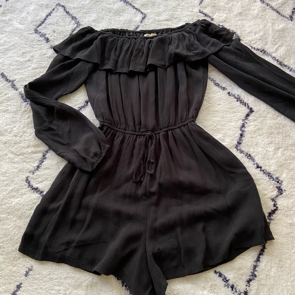 hollister off the shoulder romper - Picture 1 of 5